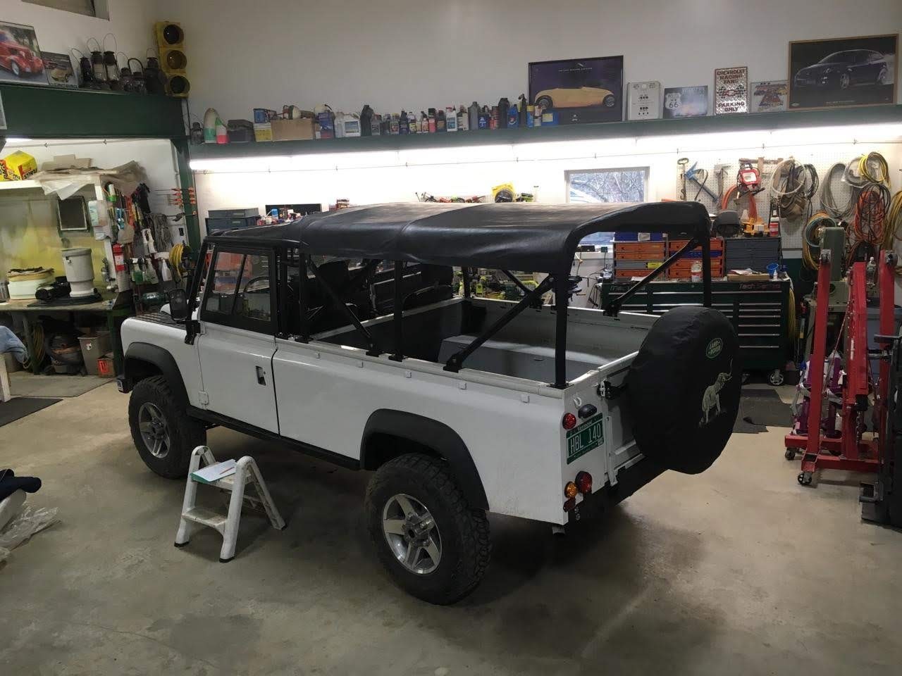 Land Rover Defender 110 Custom Top